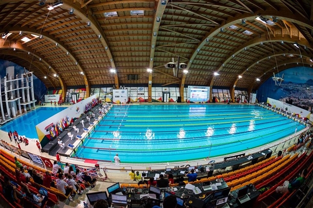 Panoramica della splendida piscina